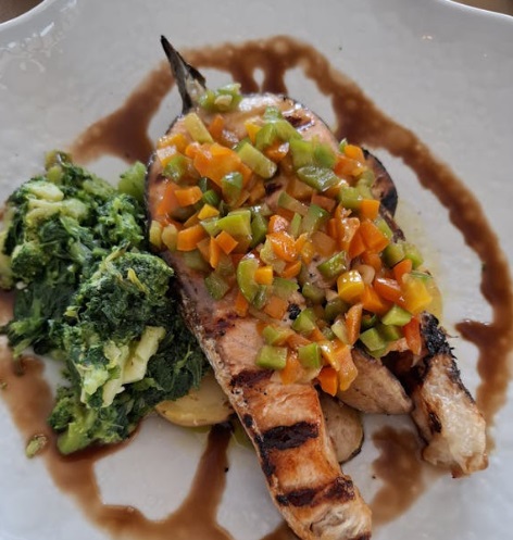 Grilled Salmon with Lemon Butter